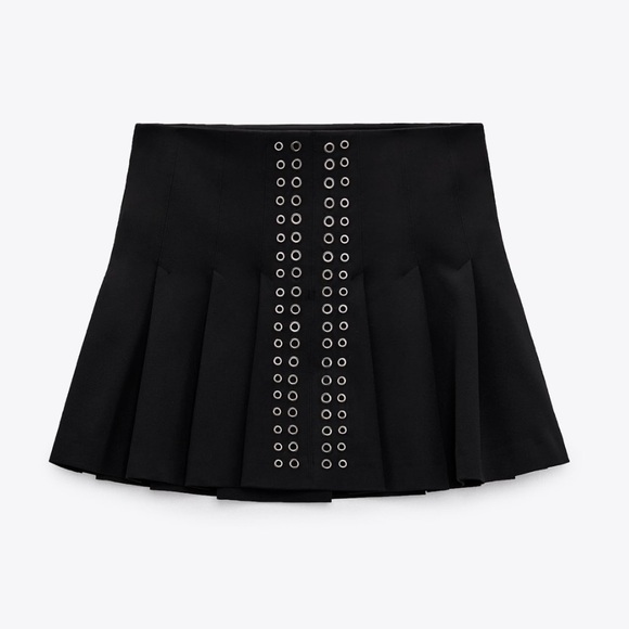 Zara metallic ring eyelets detail pleated mini skirt - Picture 3 of 12